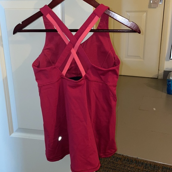 Lululemon tank - Picture 2 of 2